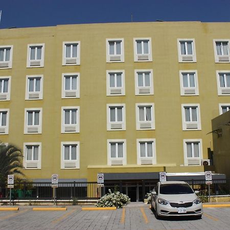 Beverly Hills: Hotel And Business Nuevo Cuscatlan Екстериор снимка