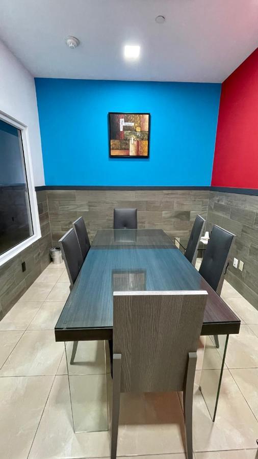 Beverly Hills: Hotel And Business Nuevo Cuscatlan Екстериор снимка