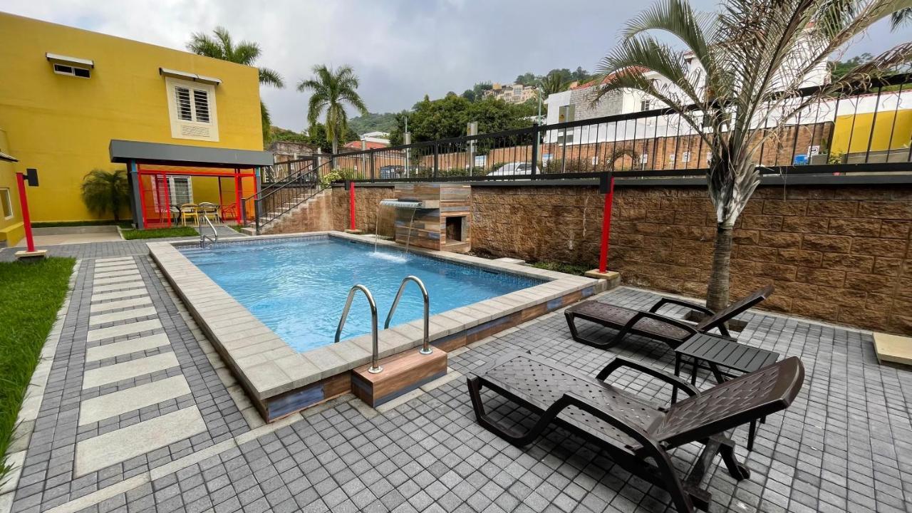 Beverly Hills: Hotel And Business Nuevo Cuscatlan Екстериор снимка
