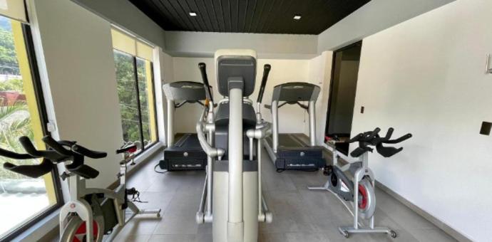 Beverly Hills: Hotel And Business Nuevo Cuscatlan Екстериор снимка