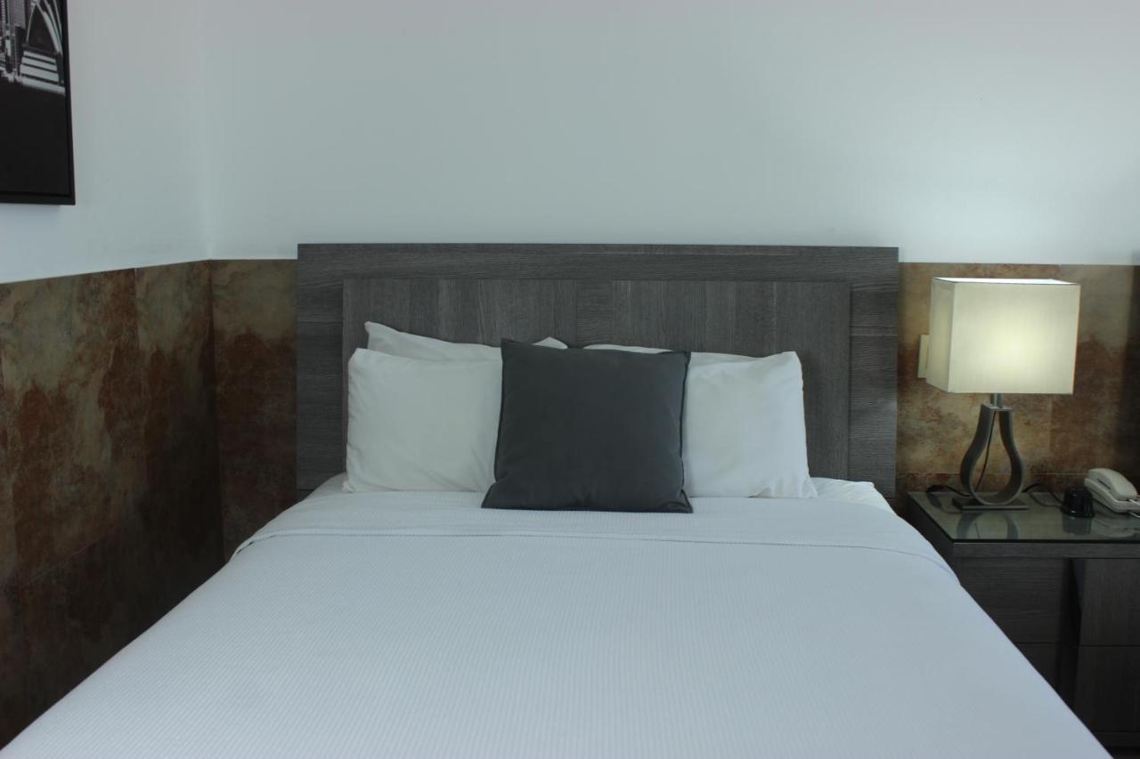 Beverly Hills: Hotel And Business Nuevo Cuscatlan Екстериор снимка