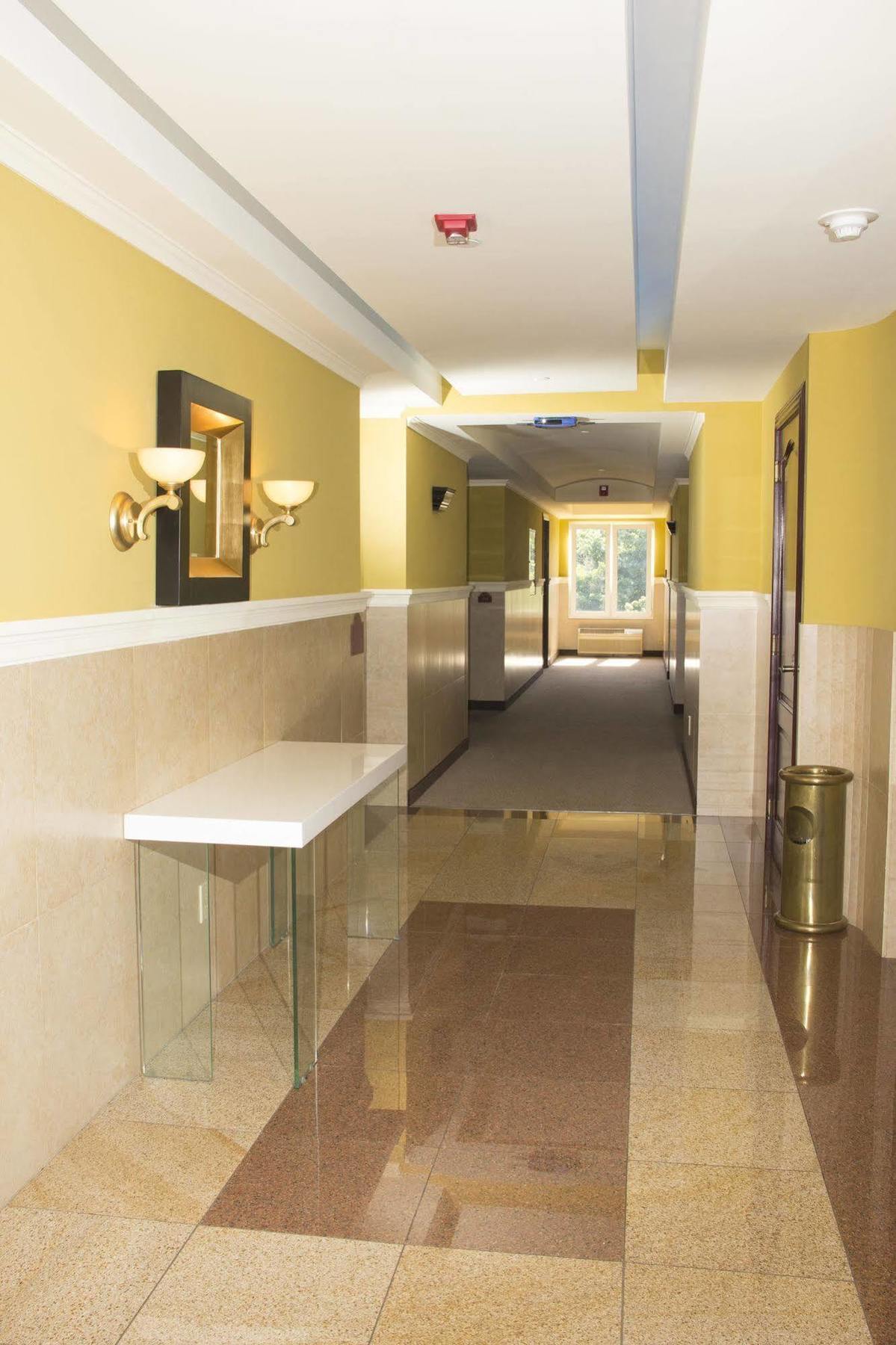 Beverly Hills: Hotel And Business Nuevo Cuscatlan Екстериор снимка